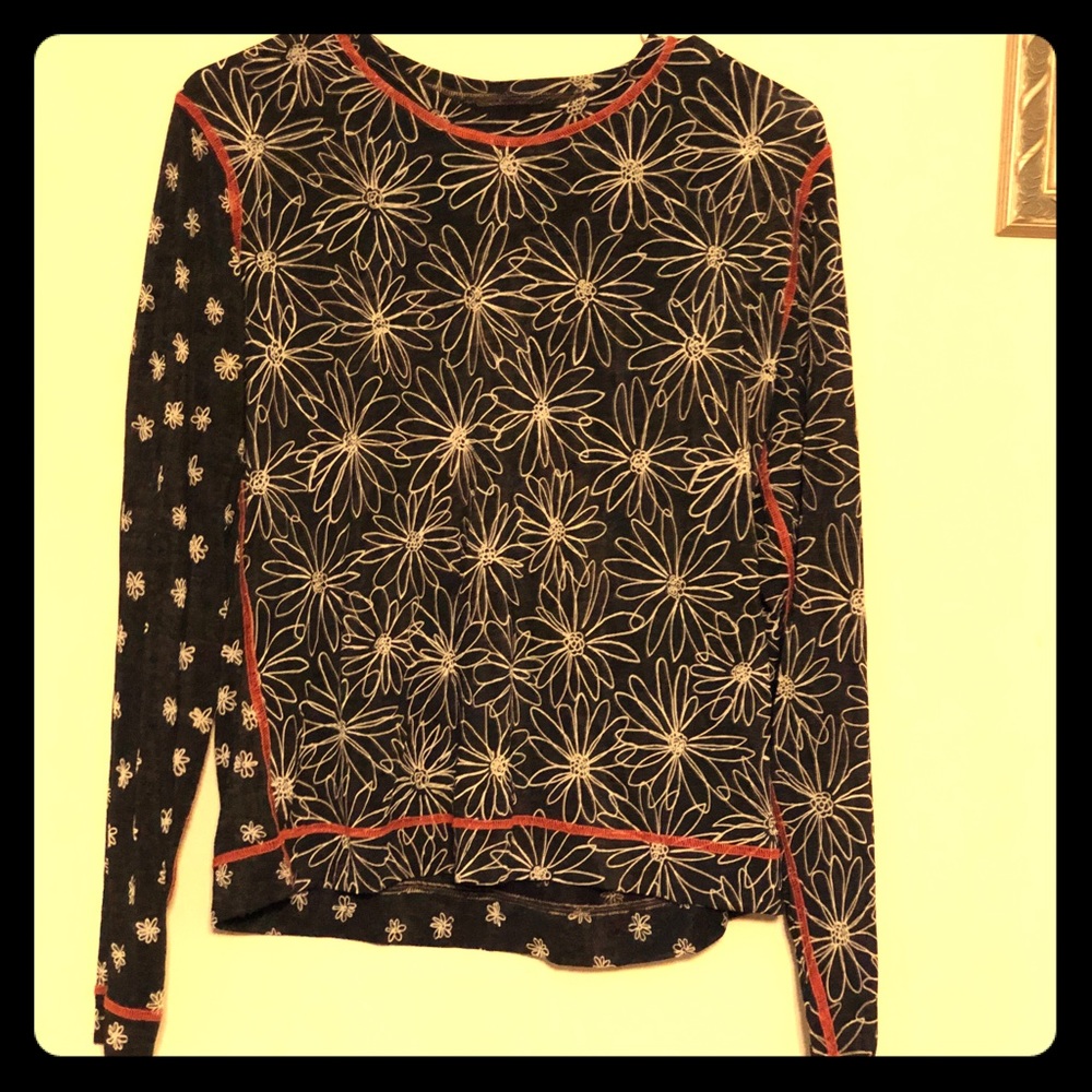 PRINT INSPIRED LONG=SLEEVE TSHIRT